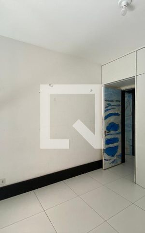Apartamento à venda com 160m², 3 quartos e 2 vagas Apartamento à venda com 160m², 3 quartos e 2 vagasQuarto 3