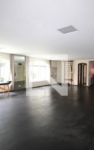 Apartamento para alugar com 120m², 2 quartos e 1 vagaÁrea Comum - Academia