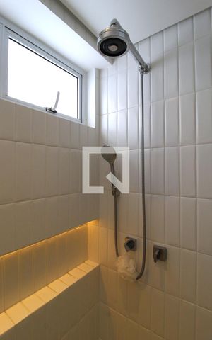 Apartamento para alugar com 120m², 2 quartos e 1 vagaBanheiro da Suíte 1