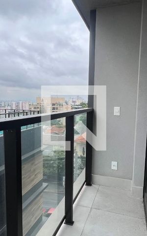 Apartamento à venda com 127m², 3 quartos e 2 vagas Apartamento à venda com 127m², 3 quartos e 2 vagasSacada da sala