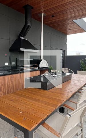 Apartamento à venda com 127m², 3 quartos e 2 vagas Apartamento à venda com 127m², 3 quartos e 2 vagasChurrasqueira