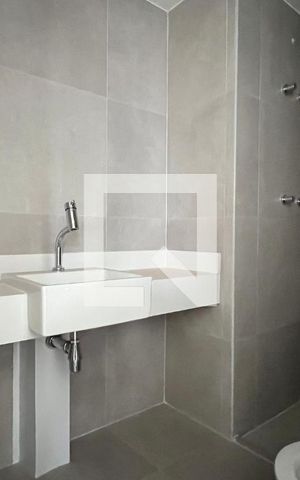 Apartamento à venda com 127m², 3 quartos e 2 vagas Apartamento à venda com 127m², 3 quartos e 2 vagasBanheiro