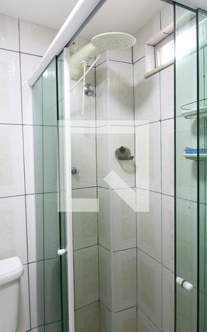 Casa de condomínio à venda com 80m², 3 quartos e 2 vagasBanheiro de Serviço