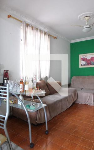 Casa de condomínio à venda com 80m², 3 quartos e 2 vagasSala