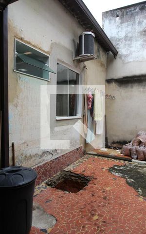 Casa de condomínio à venda com 80m², 3 quartos e 2 vagasÁrea de Serviço