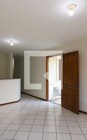 Casa de condomínio à venda com 85m², 3 quartos e 2 vagas Casa de condomínio à venda com 85m², 3 quartos e 2 vagasSala
