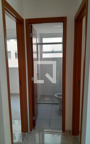 Apartamento para alugar com 42m², 2 quartos e 1 vaga Apartamento para alugar com 42m², 2 quartos e 1 vagaBanheiro