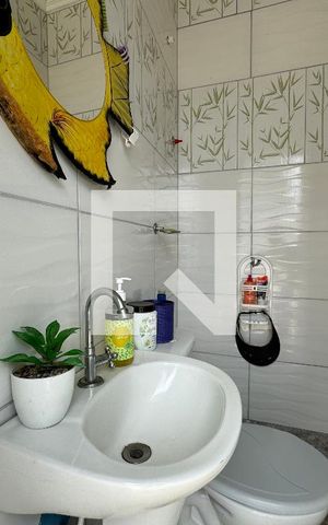 Casa de condomínio à venda com 180m², 3 quartos e 2 vagas Casa de condomínio à venda com 180m², 3 quartos e 2 vagasÁrea externa - Lavabo