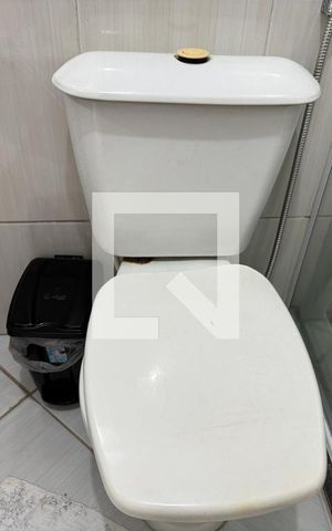 Casa de condomínio à venda com 180m², 3 quartos e 2 vagas Casa de condomínio à venda com 180m², 3 quartos e 2 vagasSuíte - Banheiro