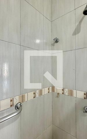 Casa de condomínio à venda com 180m², 3 quartos e 2 vagas Casa de condomínio à venda com 180m², 3 quartos e 2 vagasSuíte - Banheiro