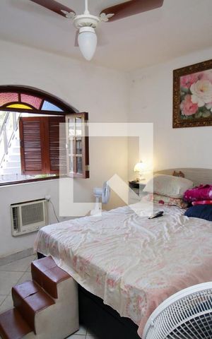 Casa à venda com 235m², 3 quartos e 2 vagasQuarto 1