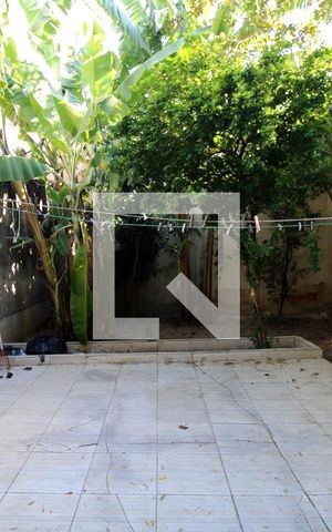 Casa à venda com 235m², 3 quartos e 2 vagasQuintal