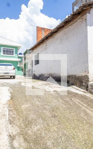 Casa à venda com 350m², 4 quartos e 5 vagas Casa à venda com 350m², 4 quartos e 5 vagasGaragem