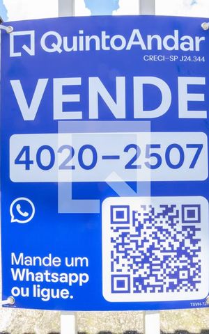 Casa à venda com 350m², 4 quartos e 5 vagas Casa à venda com 350m², 4 quartos e 5 vagasPlaca
