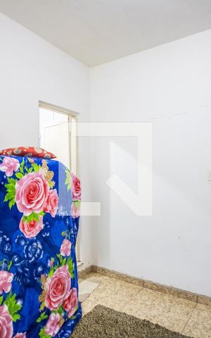Casa à venda com 350m², 4 quartos e 5 vagas Casa à venda com 350m², 4 quartos e 5 vagasSuíte