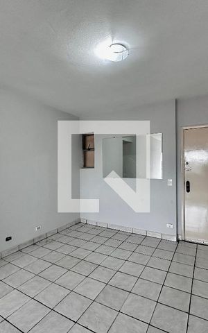 Apartamento à venda com 80m², 2 quartos e 1 vaga Apartamento à venda com 80m², 2 quartos e 1 vagaSala