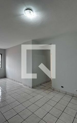 Apartamento à venda com 80m², 2 quartos e 1 vaga Apartamento à venda com 80m², 2 quartos e 1 vagaSala