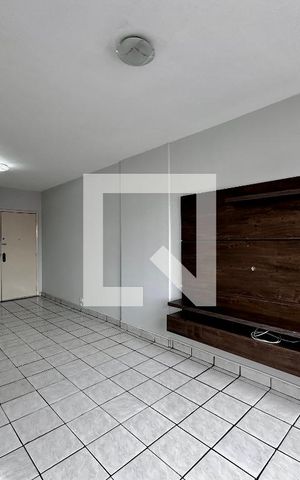 Apartamento à venda com 80m², 2 quartos e 1 vaga Apartamento à venda com 80m², 2 quartos e 1 vagaSala