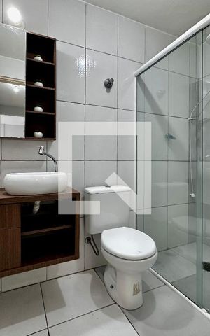 Apartamento à venda com 80m², 2 quartos e 1 vaga Apartamento à venda com 80m², 2 quartos e 1 vagaBanheiro