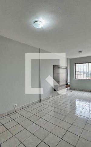 Apartamento à venda com 80m², 2 quartos e 1 vaga Apartamento à venda com 80m², 2 quartos e 1 vagaSala