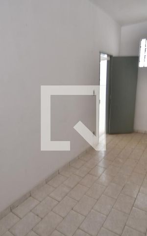 Casa para alugar com 400m², 2 quartos e 2 vagasSala 3 - Fundos