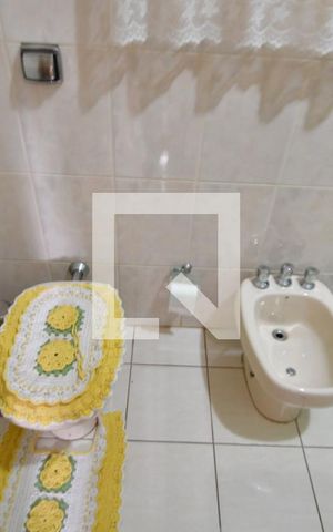 Casa para alugar com 400m², 2 quartos e 2 vagasBanheiro 2
