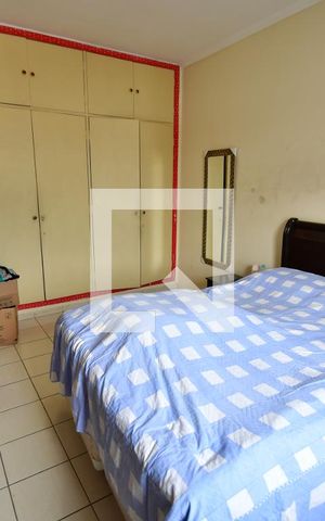 Casa para alugar com 400m², 2 quartos e 2 vagasQuarto 1