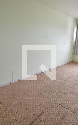 Casa para alugar com 400m², 2 quartos e 2 vagasSala 5 - Fundos