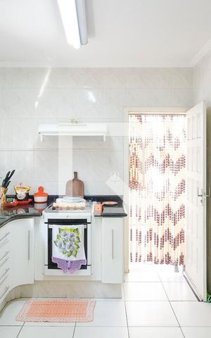 Casa à venda com 256m², 4 quartos e 6 vagasCozinha