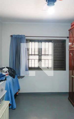Casa à venda com 256m², 4 quartos e 6 vagasQuarto 3