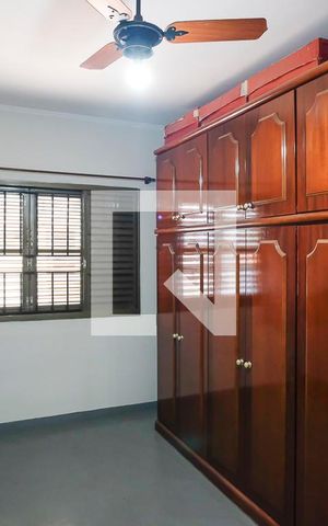 Casa à venda com 256m², 4 quartos e 6 vagasQuarto 3
