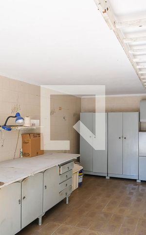 Casa à venda com 256m², 4 quartos e 6 vagasGaragem