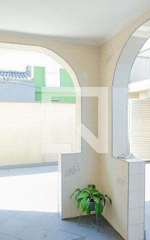 Casa à venda com 256m², 4 quartos e 6 vagasÁrea de serviço