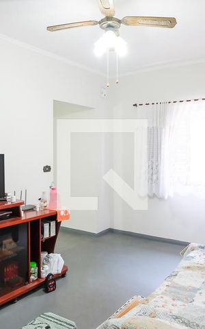 Casa à venda com 256m², 4 quartos e 6 vagasQuarto 1