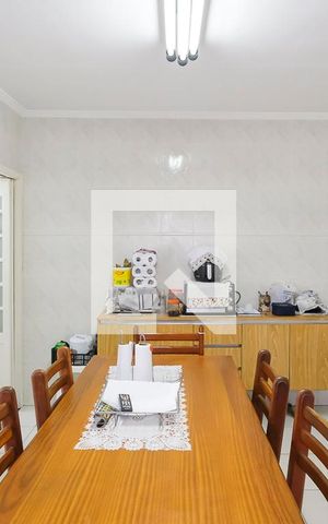 Casa à venda com 256m², 4 quartos e 6 vagasCozinha