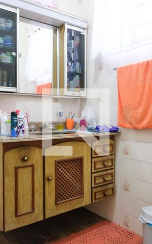 Casa à venda com 256m², 4 quartos e 6 vagasBanheiro