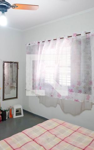 Casa à venda com 256m², 4 quartos e 6 vagasQuarto 2