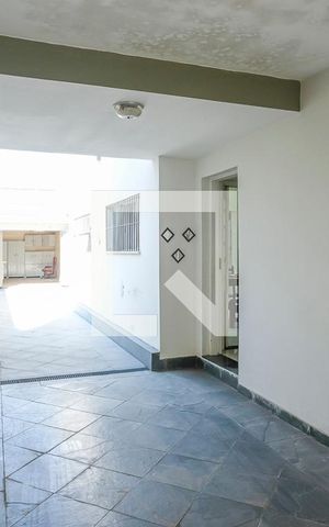 Casa à venda com 256m², 4 quartos e 6 vagasGaragem