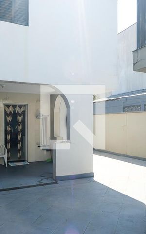 Casa à venda com 256m², 4 quartos e 6 vagasGaragem e quintal