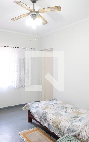 Casa à venda com 256m², 4 quartos e 6 vagasQuarto 1
