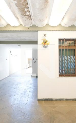 Casa à venda com 256m², 4 quartos e 6 vagasGaragem