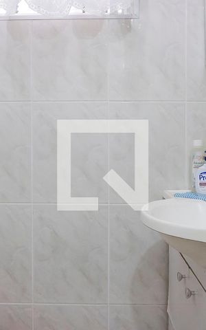 Casa à venda com 256m², 4 quartos e 6 vagasLavabo