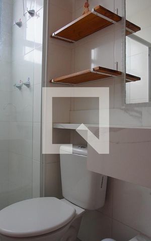 Apartamento à venda com 44m², 2 quartos e 1 vagaBanheiro Corredor