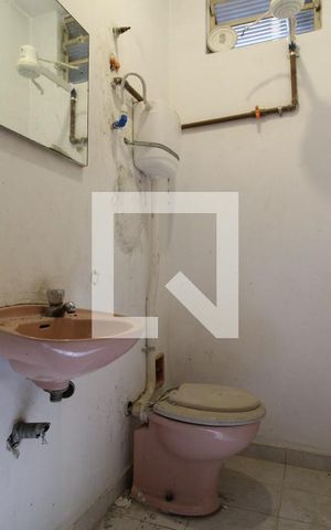 Casa à venda com 200m², 4 quartos e 2 vagasLavabo