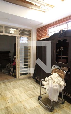 Casa à venda com 200m², 4 quartos e 2 vagasJardim de Inverno