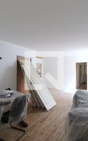 Casa à venda com 200m², 4 quartos e 2 vagasSala
