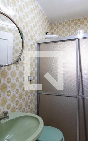 Casa à venda com 283m², 3 quartos e 1 vaga Casa à venda com 283m², 3 quartos e 1 vagaBanheiro 2