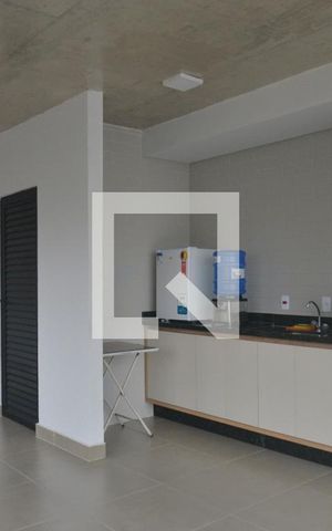 Apartamento para alugar com 46m², 2 quartos e 1 vagaÁrea comum - Churrasqueira