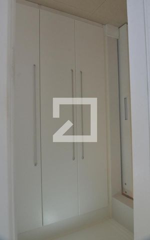 Apartamento à venda com 85m², 2 quartos e 2 vagasCorredor