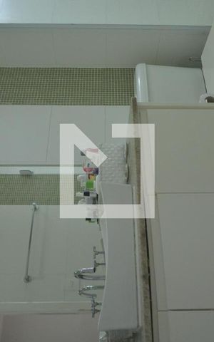 Apartamento à venda com 85m², 2 quartos e 2 vagasBanheiro da Suíte